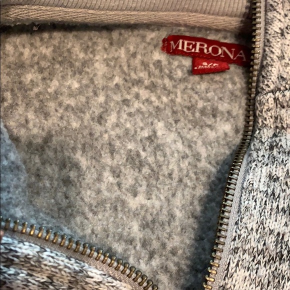 2 Sweaters - Picture 7 of 12